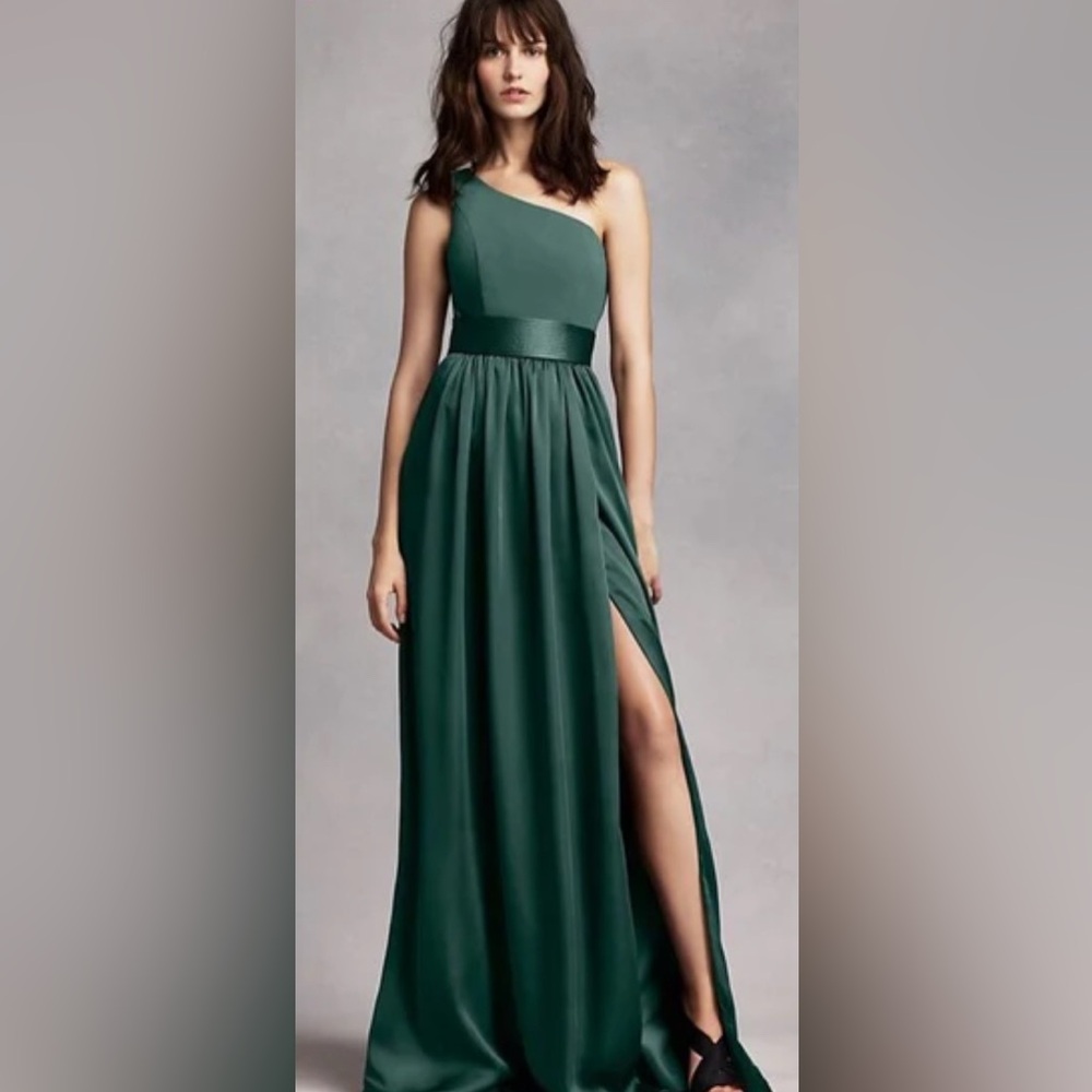 Vera Wang Forest Green One-Shoulder Dress with Satin Belt